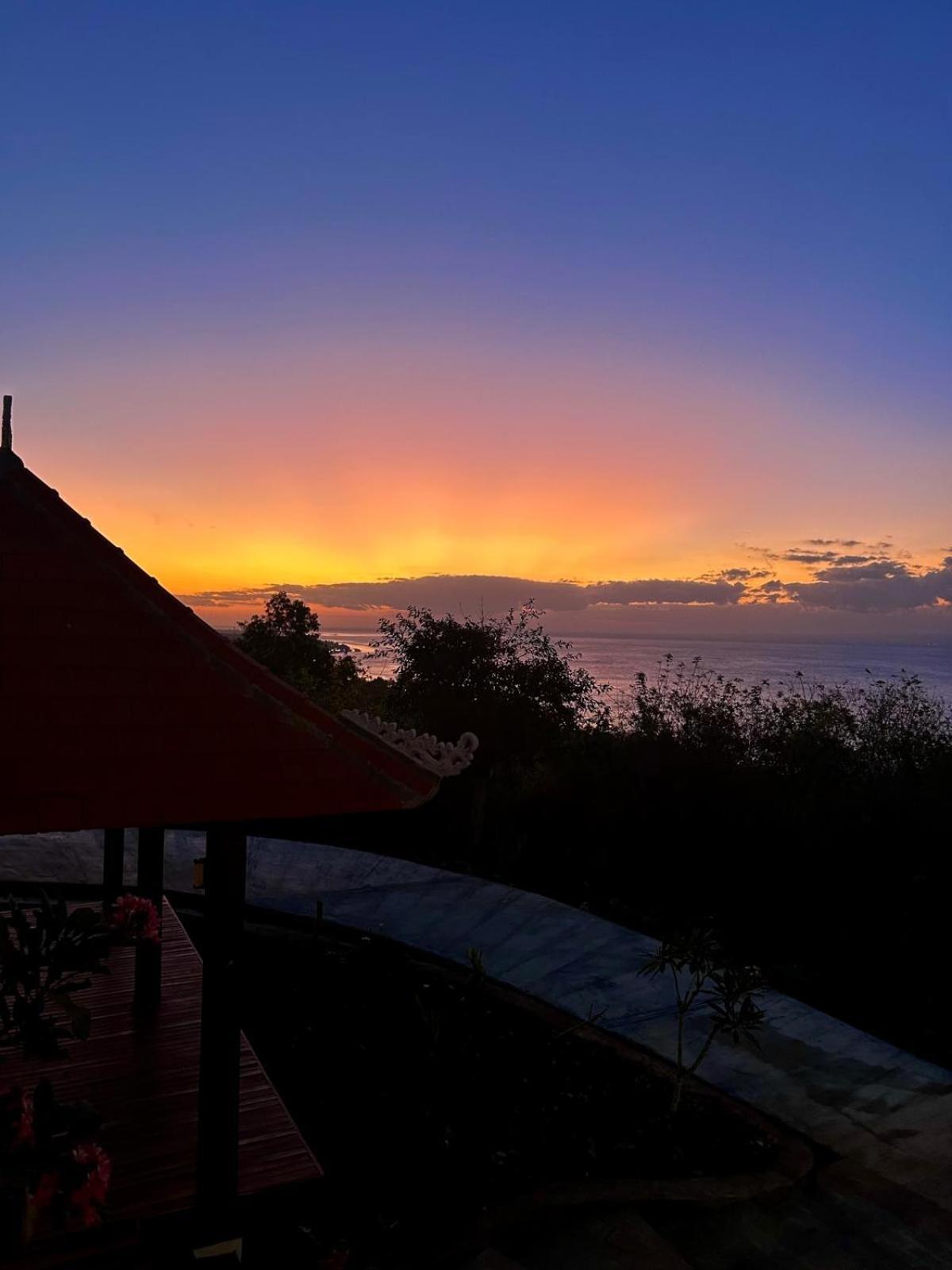 Jukung Dive Resort Bali Penida Batununggul Exteriör bild